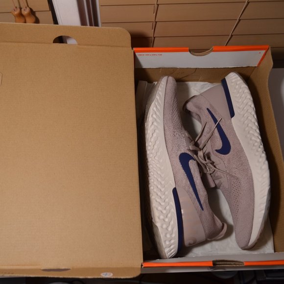 Mens Nike Epic React Flyknit Diffused Taupe Blue Sneakers  AQ0067-201 SizeUS11.5 - Picture 10 of 10